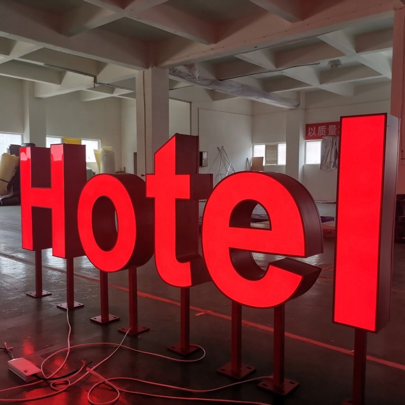 SP Custom Outdoor 3D Light Box Display Alphabet Letters Led Light Metal Letter Sign RGB Change Free Standing Light up Letter